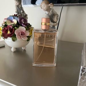 CHANEL Allure Eau De Parfume 3.4 oz